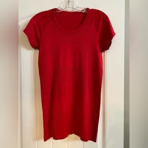 Lululemon Swiftly Short Sleeve Top Red Size 8